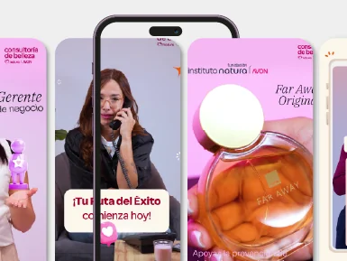 Visualización de un panel de gestión de campañas en Google Ads y Meta Ads con optimización algorítmica asistida por IA.